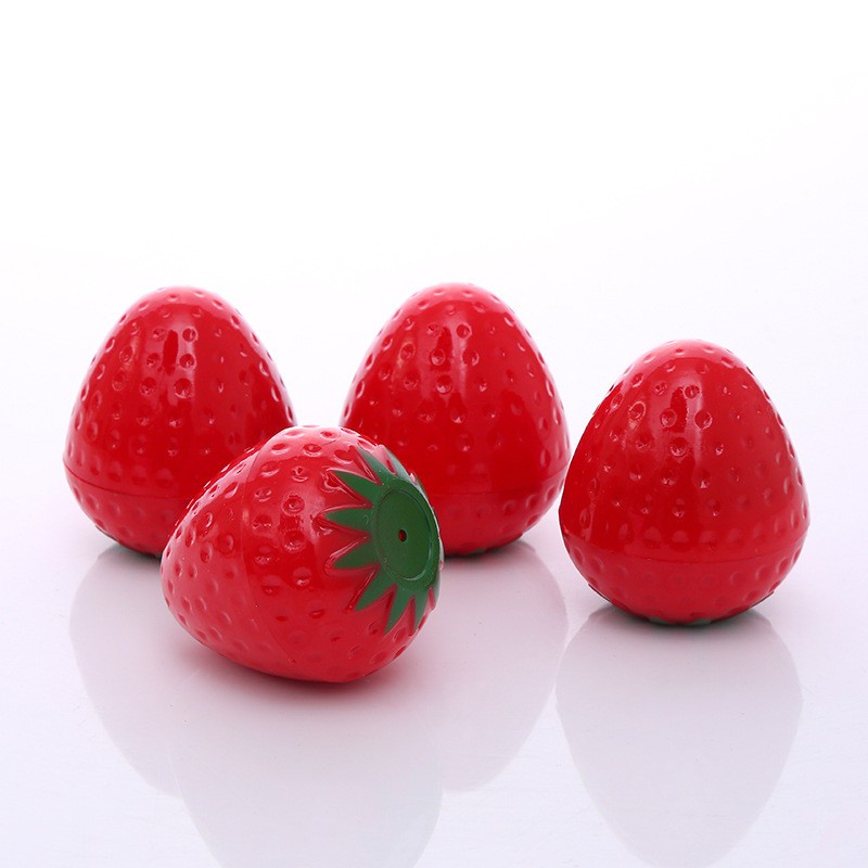 ROMANTIC BEAR Magic Strawberry Moisturizing Lip Balm 25 gm