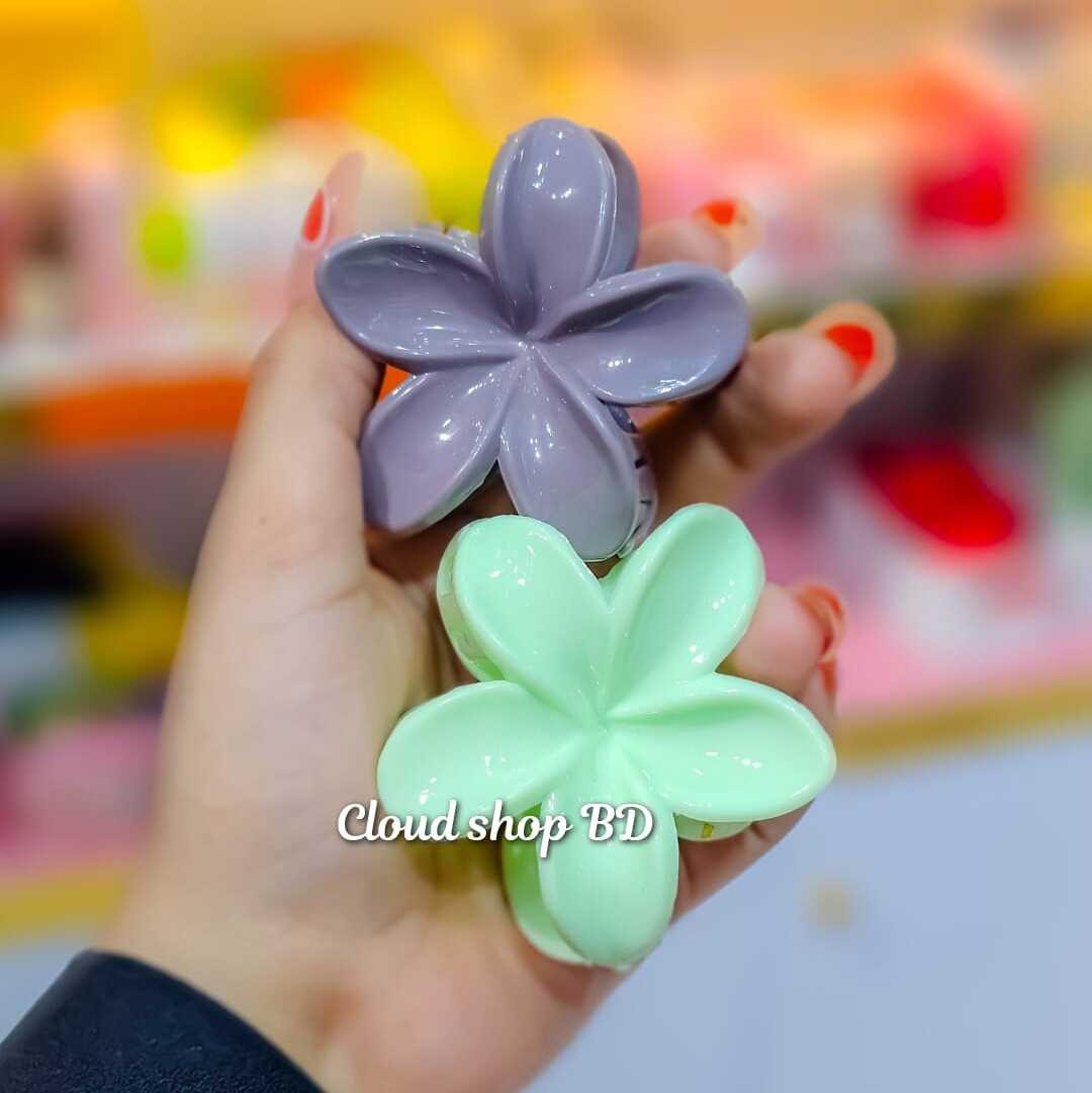 Flower Claw Clutchers 1PC's (Random Color)
